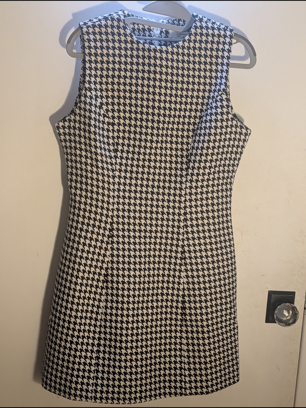 Commense Black & White Houndstooth Sleeveless Mini Dress - Picture 2 of 8